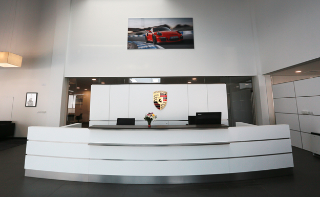Porsche Улаанбаатар төвийн шинэ үзэсгэлэнгийн танхим нээгдлээ (фото 1)