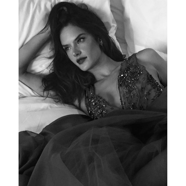 Lazy Dreamy Sunday  #Peru #Lima #glams  @frankiefoye @cgonzalezbeauty #FascinaCollection #Ésika