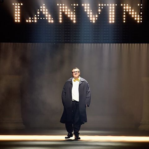 Альбер Эльбаз Lanvin-аас гарч байна.

Дэлгэрэнгүйг www.buro247.mn

Albert Elbaz is leaving Lanvin.

#albertelbaz #lanvin @lanvinofficial