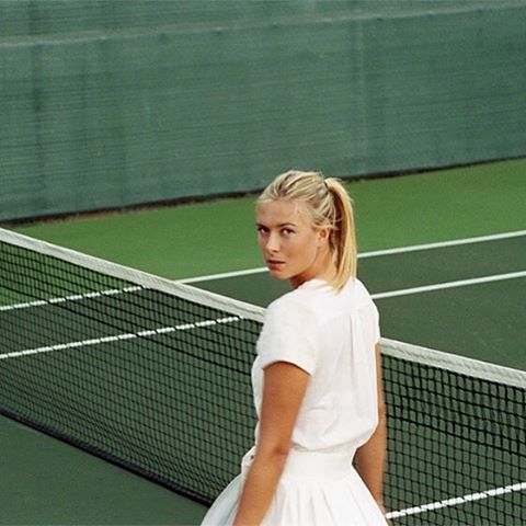 Мария Шарапова теннист эргэн ирэхгүй байж магадгүй.

More on www.buro247.mn

Maria Sharapova may never play again.