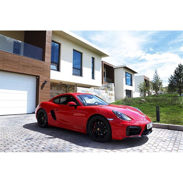 ASEM Village хотхон, Porsche Cayman GTS хоёрын төгс хослол. Дэлгэрэнгүйг био дээрх линкээс.

Perfect match: ASEM Village & Porsche Cayman GTS. For more visit link in bio!

#asemvillagemongolia #porsche #caymangts #vista #porschemongolia @porsche_ulaanbaatar