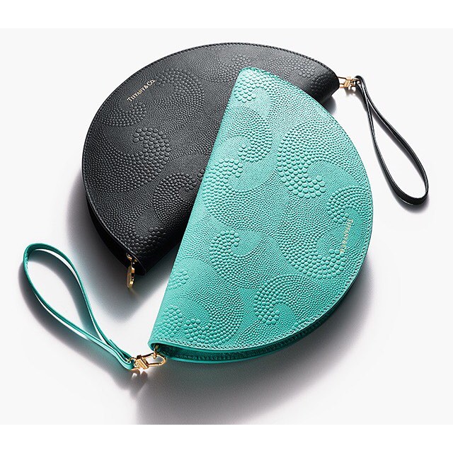 Мөрөөдлийн зүйл: Tiffany & Co. түрийвч.

Wishlist: Tiffany & Co. clutches and cardholders

#tiffanyco #clutch #cardholder #leather