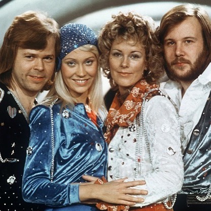 Домогт ABBA хамтлаг 2019 онд виртуал аялан тоглолт хийнэ.

A 'virtual' ABBA tour is set to take place in 2019.

#ABBA #ABBAtour #virtualtour #reunion