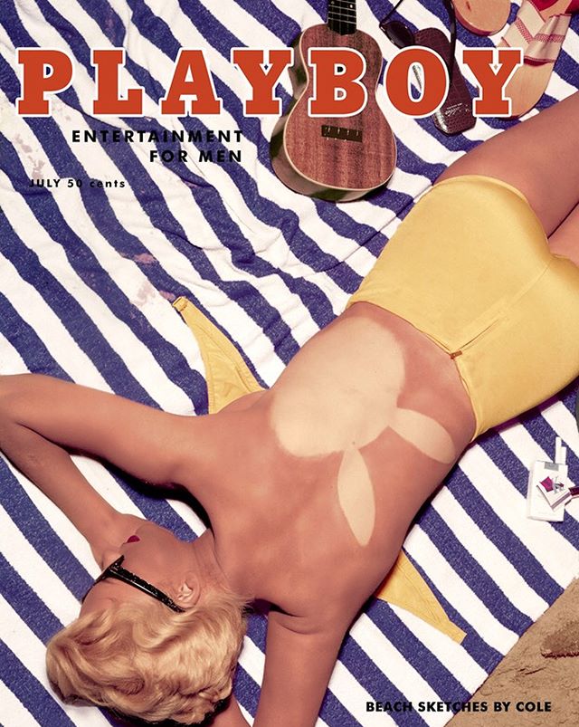 Баяртай Хеф!: Playboy сэтгүүлийн шилдэг нүүр хуудаснууд. Дэлгэрэнгүйг био дээрх холбоосоор орж үзнэ үү.

Goodbye Hef! Best covers of Playboy Magazine. Link in bio!

#PlayboyCover