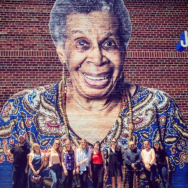 This crew of @gagosian gurus packed more than 3,000 meals for @citymeals this morning!     