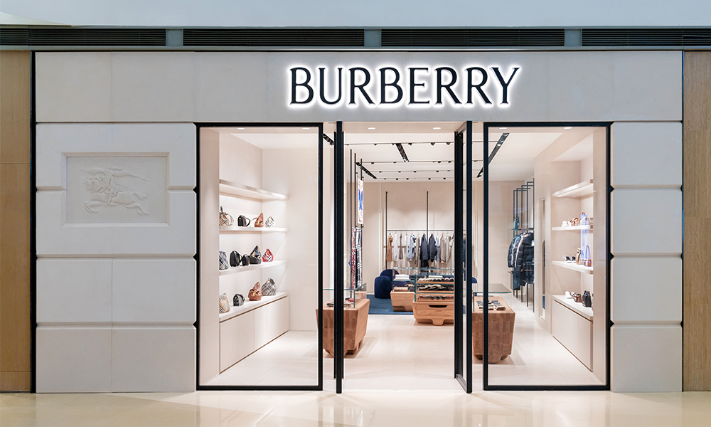 Burberry брэнд Шангри-Ла Төвд нээгдлээ