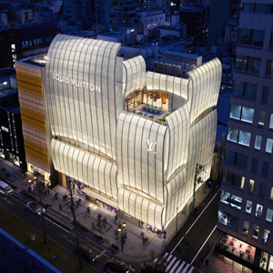 Дотроос нь харцгаая: Осака дахь Louis Vuitton брэндийн анхны ресторан