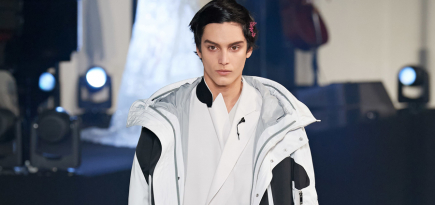 Орчин үеийн романтизмыг илтгэх Valentino-гийн эрэгтэй цуглуулга