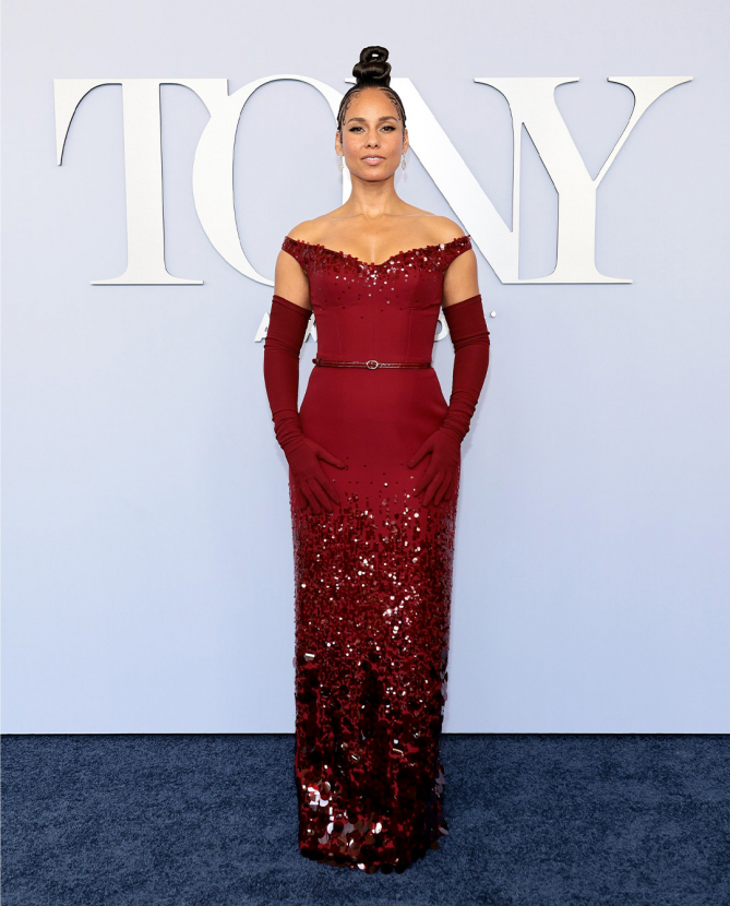 Tony Awards 2024: Улаан хивсний шилдэг төрхүүд