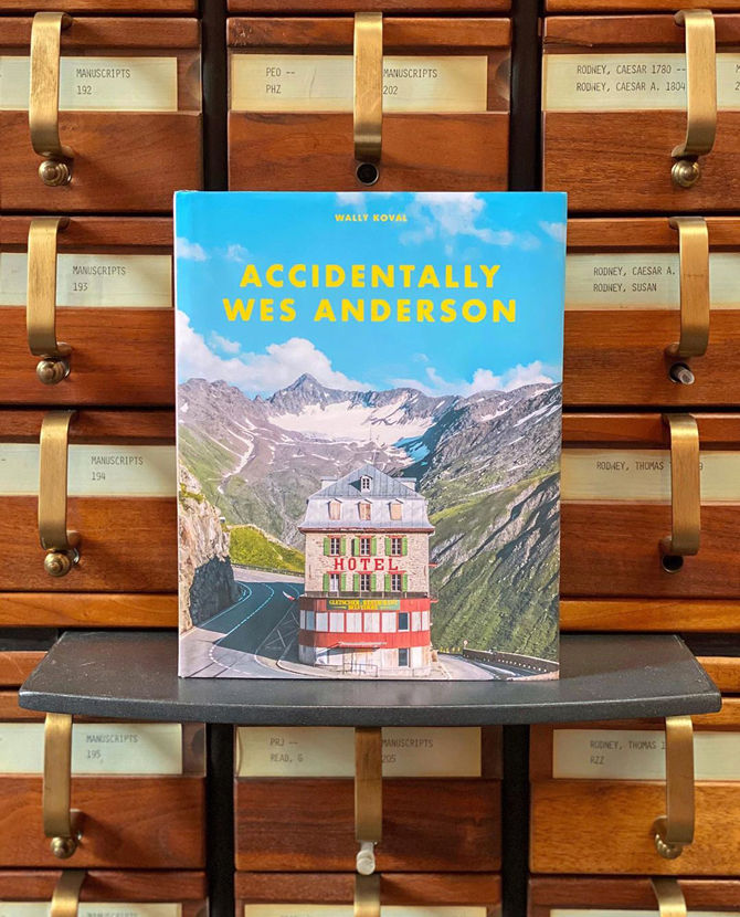Яг л кино шиг: Уэс Андерсоны ертөнцийг санагдуулам аяллын хөтөч ном