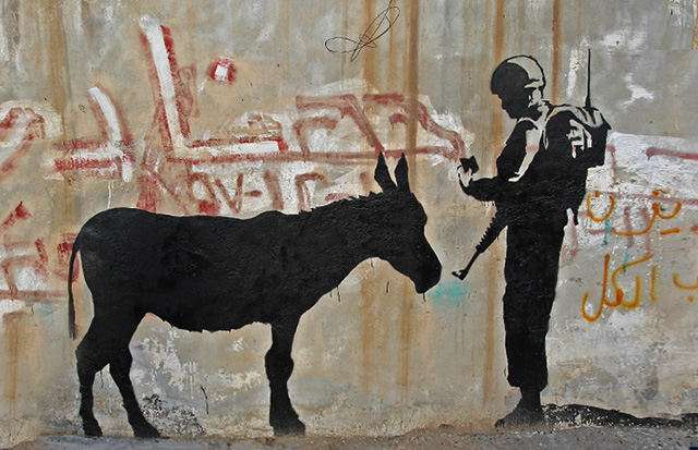 Banksy-гийн бүтээлүүд дуудлага худалдаанд