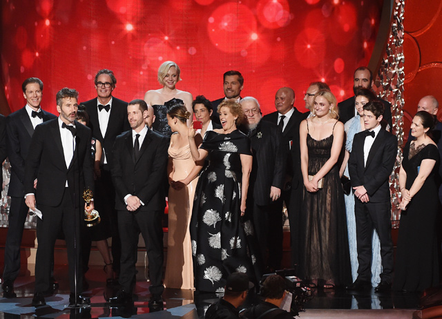 Emmy Awards 2016 шагнал гардуулах ёслолын ялагчид тодорлоо